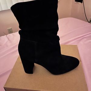 Chinese Laundry suede Black slouch boots. Mid calf high. Size 7